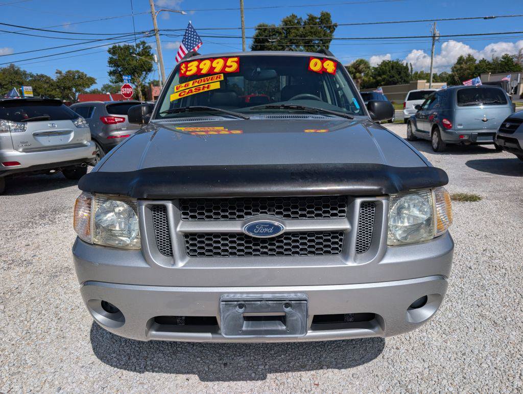 Used 2004 Ford Explorer Sport Trac XLT RWD image 2