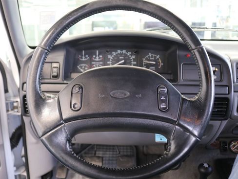 Used 1997 Ford F250 XLT image 79