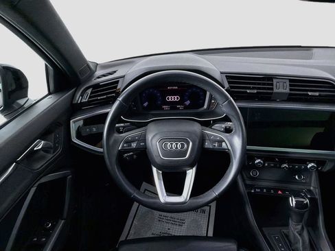 Used 2023 Audi Q3 2.0T Premium w/ Black Optic Sport Package AWD/4WD image 21