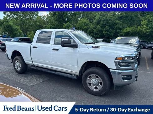 Used 2025 RAM 2500 Tradesman AWD/4WD image 2