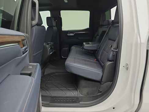 Used 2023 Chevrolet Silverado 1500 High Country w/ High Country Premium Package image 50