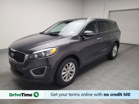 Used 2017 Kia Sorento AWD w/ LX Convenience Package image 1