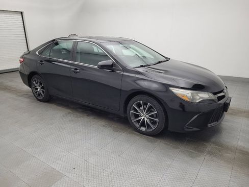 Used 2015 Toyota Camry XSE image 11
