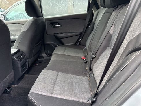 Certified 2023 Nissan Rogue SV image 6