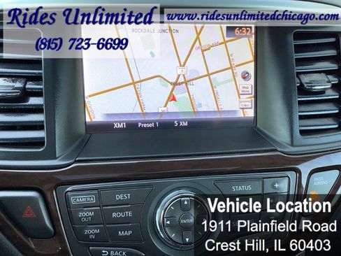 Used 2015 Nissan Pathfinder Platinum w/ Family Entertainment Package AWD/4WD image 24