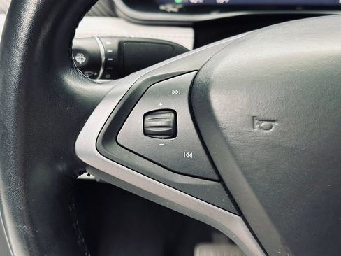 Used 2018 Tesla Model X 75D AWD/4WD image 32