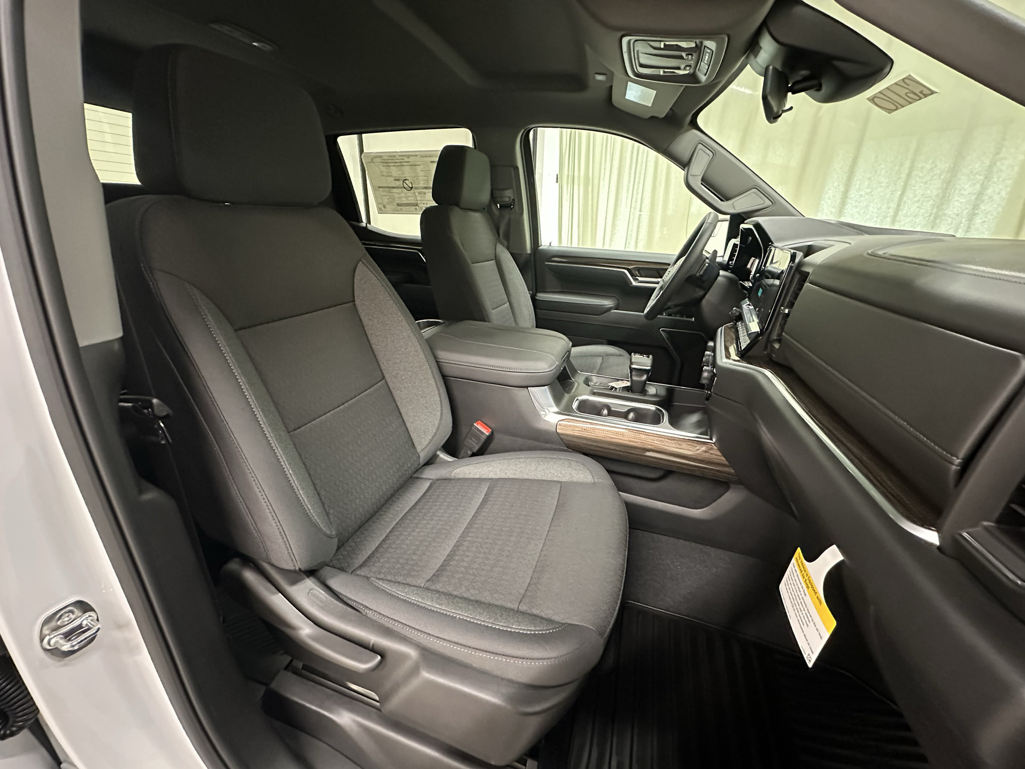 New 2026 Chevrolet Silverado 1500 RST AWD/4WD image 14