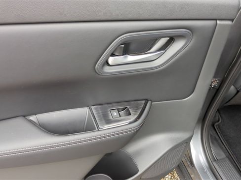 New 2026 Nissan Rogue SV image 23