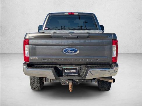 Used 2019 Ford F250 XL w/ STX Appearance Package image 7
