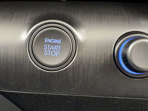 Used 2025 Hyundai Kona SEL image 18