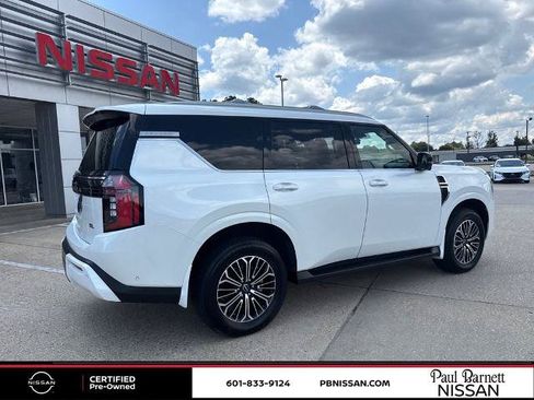 Certified 2025 Nissan Armada SL w/ Captain's Chari Seat Package AWD/4WD image 10