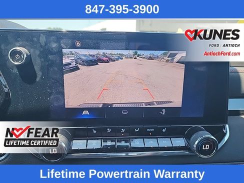 Used 2023 Chevrolet Colorado Z71 w/ Z71 Convenience Package 2 AWD/4WD image 14