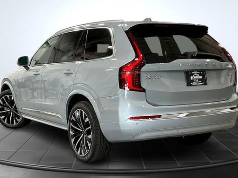 New 2026 Volvo XC90 B6 Plus w/ Protection Package Premier image 4