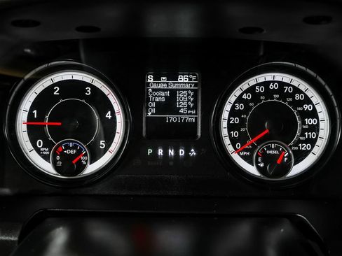 Used 2018 RAM 3500 Tradesman w/ Chrome Appearance Group AWD/4WD image 19