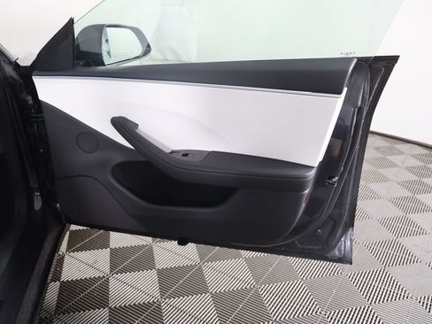 Used 2024 Tesla Model 3 Performance AWD/4WD image 24