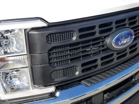 New 2026 Ford F350 XL w/ XL Chrome Package image 9