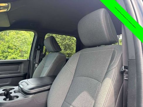 Used 2024 RAM 2500 Tradesman w/ Chrome Appearance Group AWD/4WD image 6