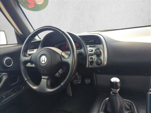 Used 2002 Honda S2000 image 22