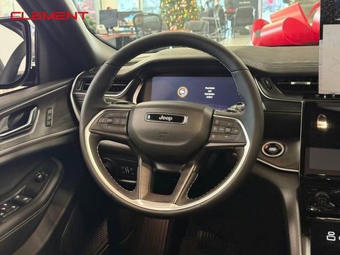 New 2025 Jeep Grand Cherokee L Limited AWD/4WD image 7