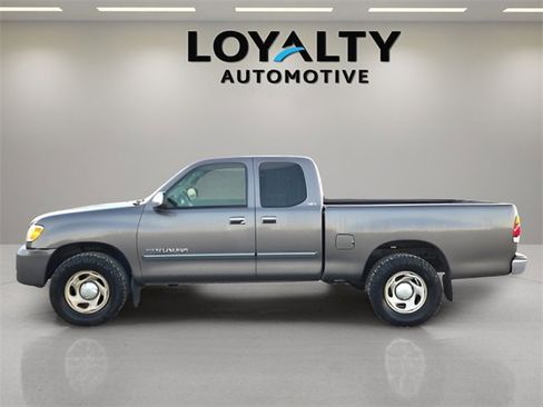 Used 2004 Toyota Tundra SR5 image 2