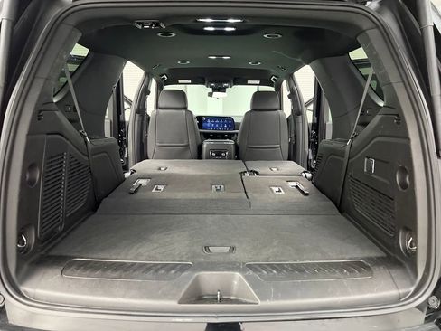 Used 2025 Chevrolet Tahoe LT image 35