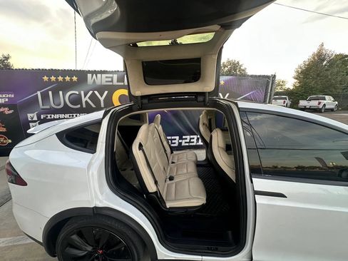 Used 2018 Tesla Model X 75D AWD/4WD image 53
