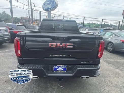 Used 2024 GMC Sierra 1500 Denali w/ Technology Package AWD/4WD image 3