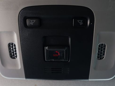 Used 2023 Toyota Camry LE image 29