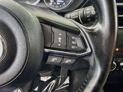 Used 2018 MAZDA CX-5 Touring w/ Preferred Equipment Package FWD image 15