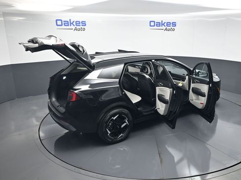 New 2026 Kia Sportage EX w/ EX Panorama Roof Package FWD image 60