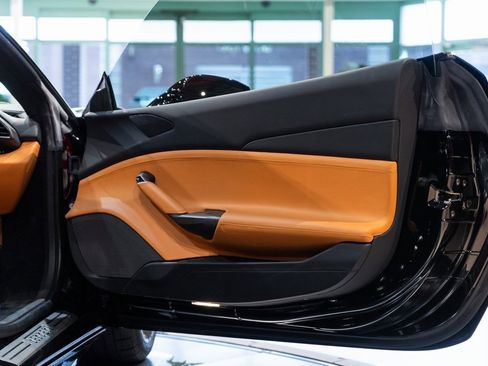 Used 2018 Ferrari 488 GTB image 42