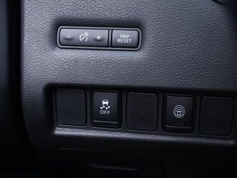 Certified 2024 Nissan Murano SV FWD image 20