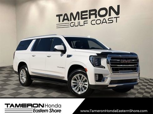 Used 2022 GMC Yukon XL SLT w/ SLT Premium Package image 1