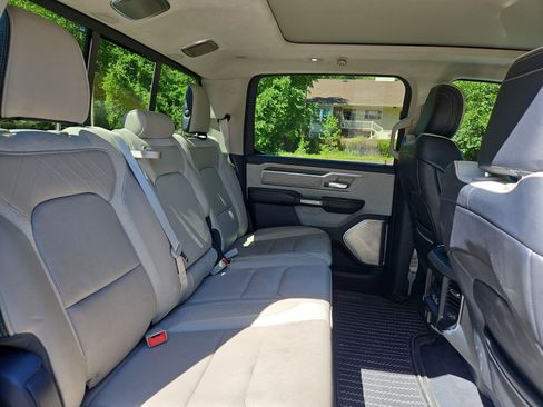 Used 2024 RAM 1500 Limited AWD/4WD image 17