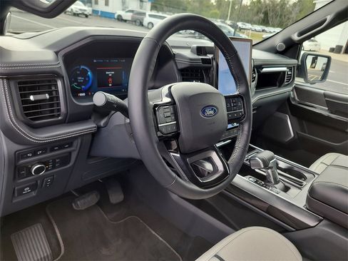 Used 2024 Ford F150 Lightning Platinum image 15