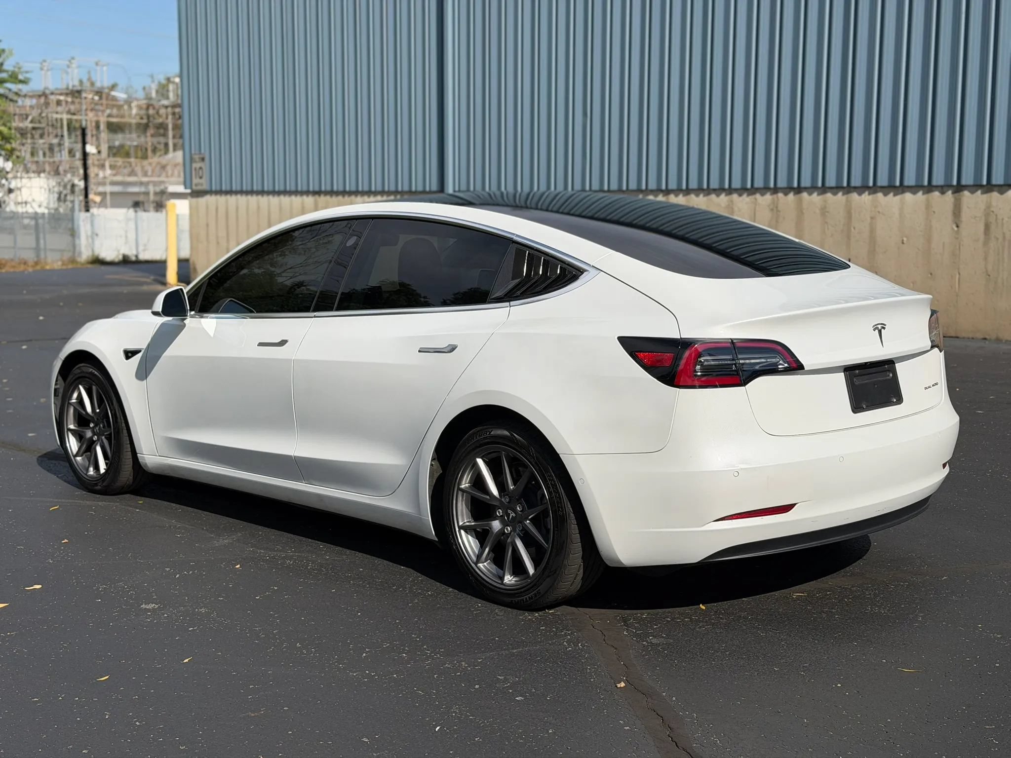 Used 2019 Tesla Model 3 Long Range AWD/4WD image 7