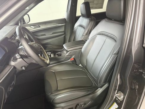 New 2025 Jeep Grand Cherokee L Limited w/ Luxury Tech Group II AWD/4WD image 12