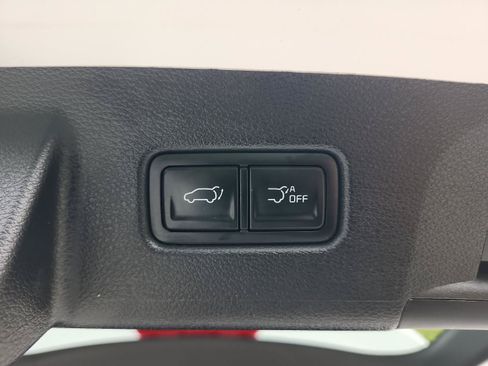 Used 2025 Kia Telluride EX w/ EX Captain's Chair Package AWD/4WD image 7