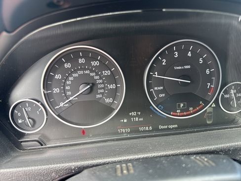 Used 2018 BMW 440i Convertible image 3