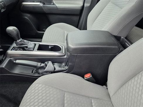 Certified 2022 Toyota Tacoma SR5 image 8