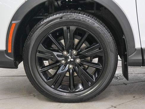 Used 2023 Mitsubishi Eclipse Cross LE AWD/4WD image 27