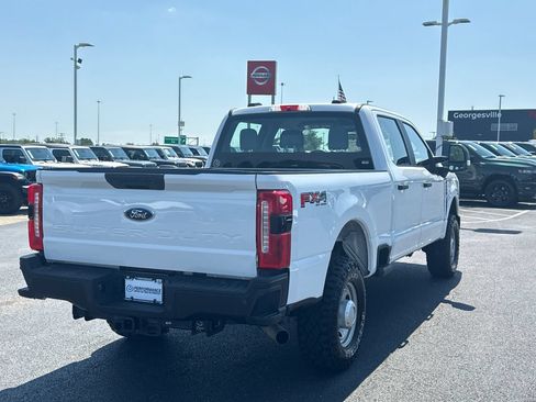 Used 2024 Ford F250 XL w/ 360-Degree Camera Package AWD/4WD image 3
