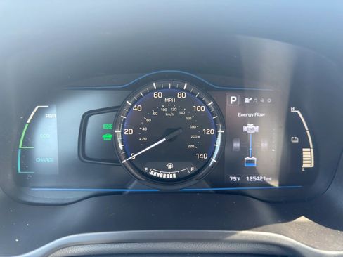 Used 2017 Hyundai Ioniq Blue image 19