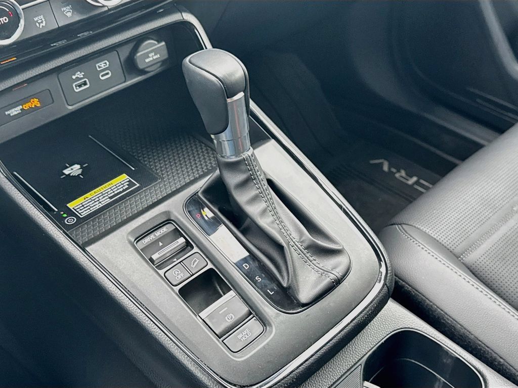 Used 2024 Honda CR-V EX-L image 16