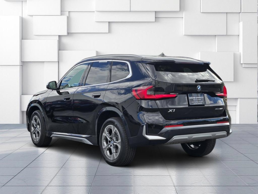 Certified 2024 BMW X1 xDrive28i w/ Technology Package AWD/4WD image 6