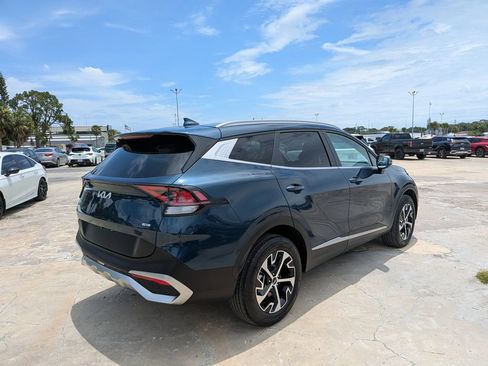 Certified 2024 Kia Sportage EX AWD/4WD image 8