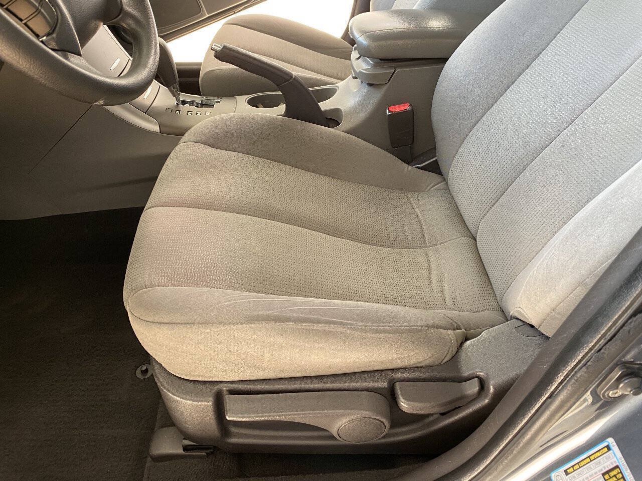 Used 2009 Hyundai Sonata GLS FWD image 23