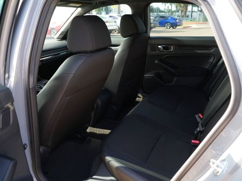 Used 2025 Honda Civic Sport image 19