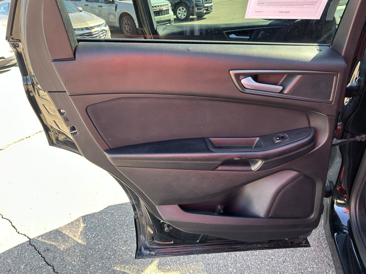 Used 2018 Ford Edge SE AWD/4WD image 13