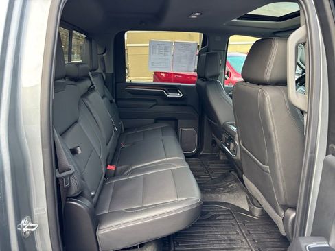 Used 2024 GMC Sierra 3500 Denali w/ Technology Package image 28